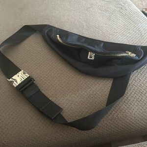 BuffBunny game changer belt bag